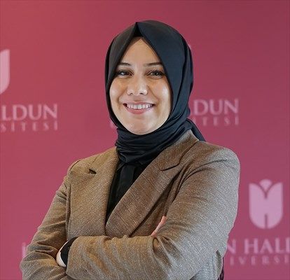 Nagehan Pakdamar Tüzgen